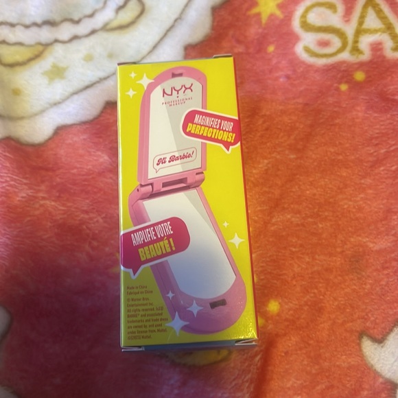 NYX Professional Makeup Barbie Flip Phone Mirror - Picture 3 of 4